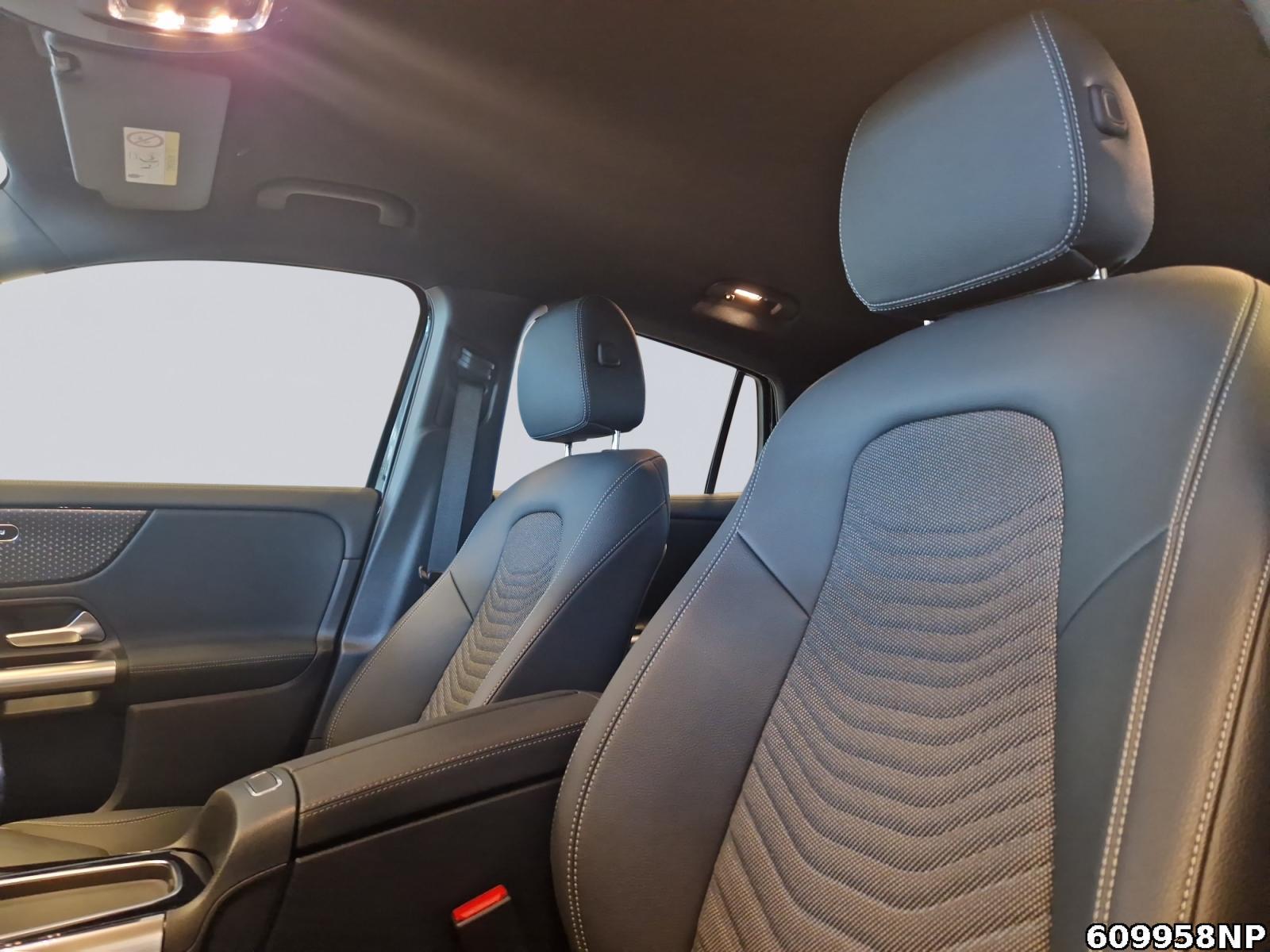 Fahrzeugabbildung Mercedes-Benz GLA 200 Progressive AHK Distronic LED Kamera