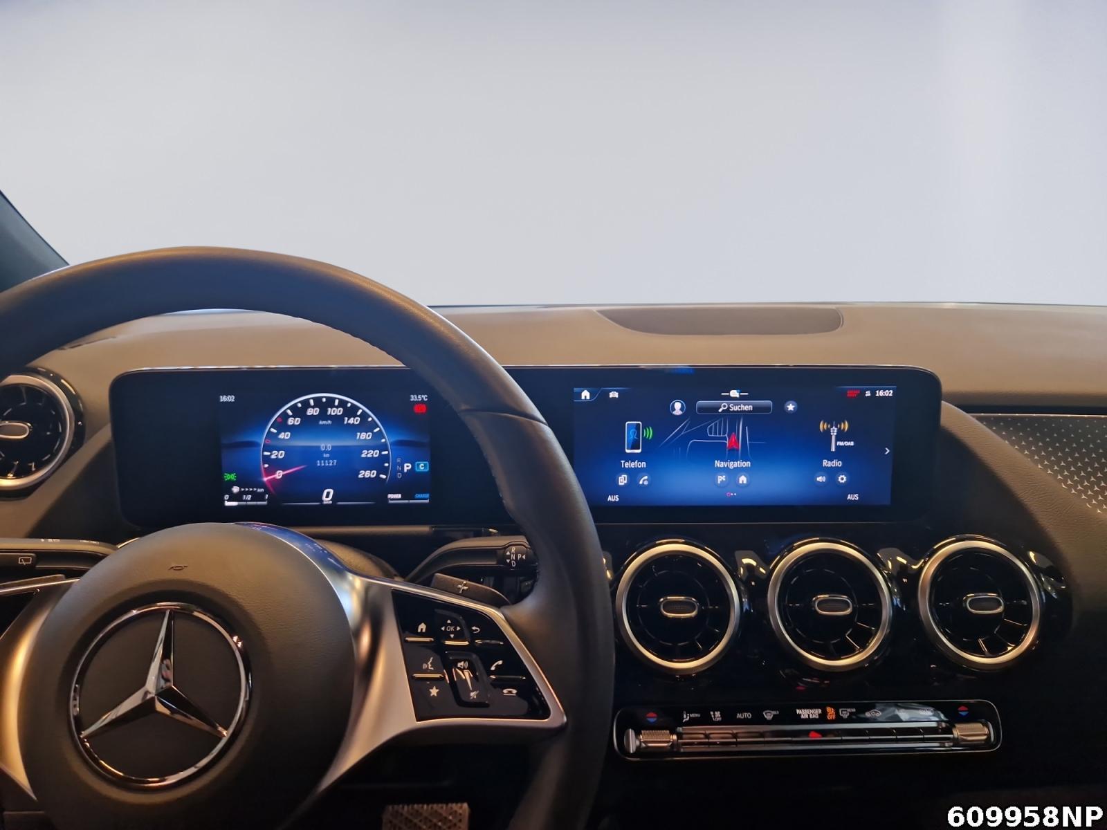 Fahrzeugabbildung Mercedes-Benz GLA 200 Progressive AHK Distronic LED Kamera