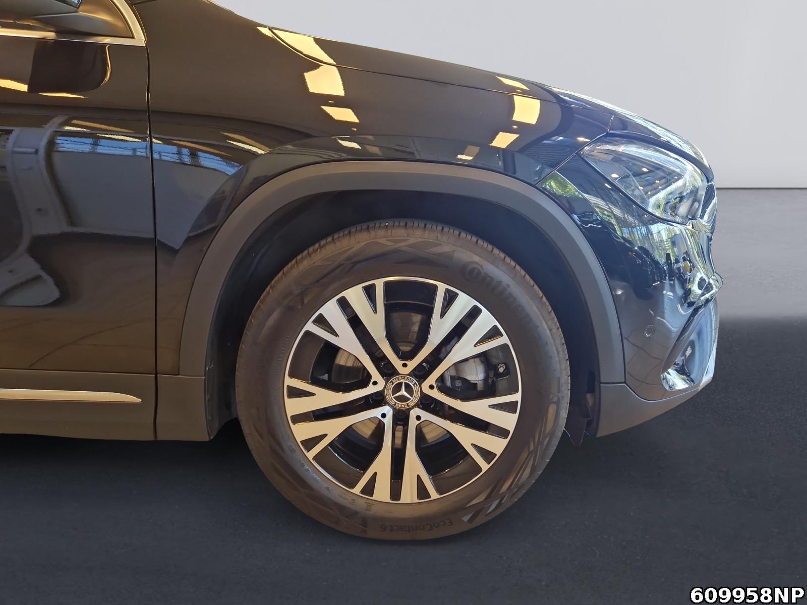 Fahrzeugabbildung Mercedes-Benz GLA 200 Progressive AHK Distronic LED Kamera