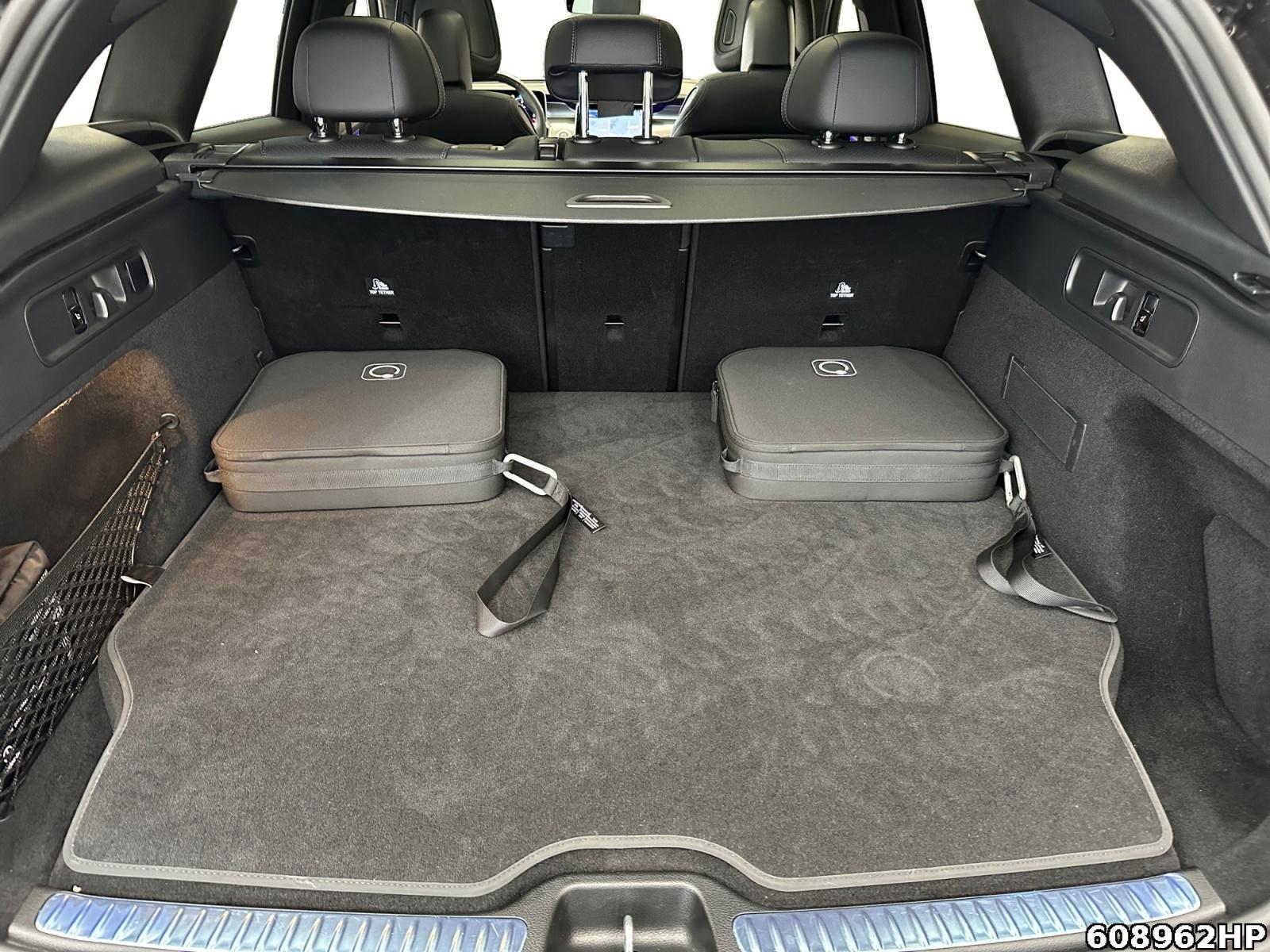 Fahrzeugabbildung Mercedes-Benz GLC 400 e 4M AMG PANO DIGITAL Burmester AHK 360°