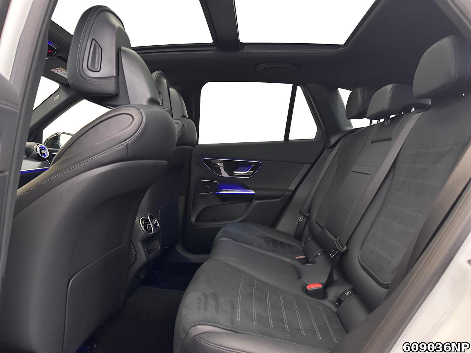 Fahrzeugabbildung Mercedes-Benz GLC 300 d AMG Night Pano Digital-Light Distronic