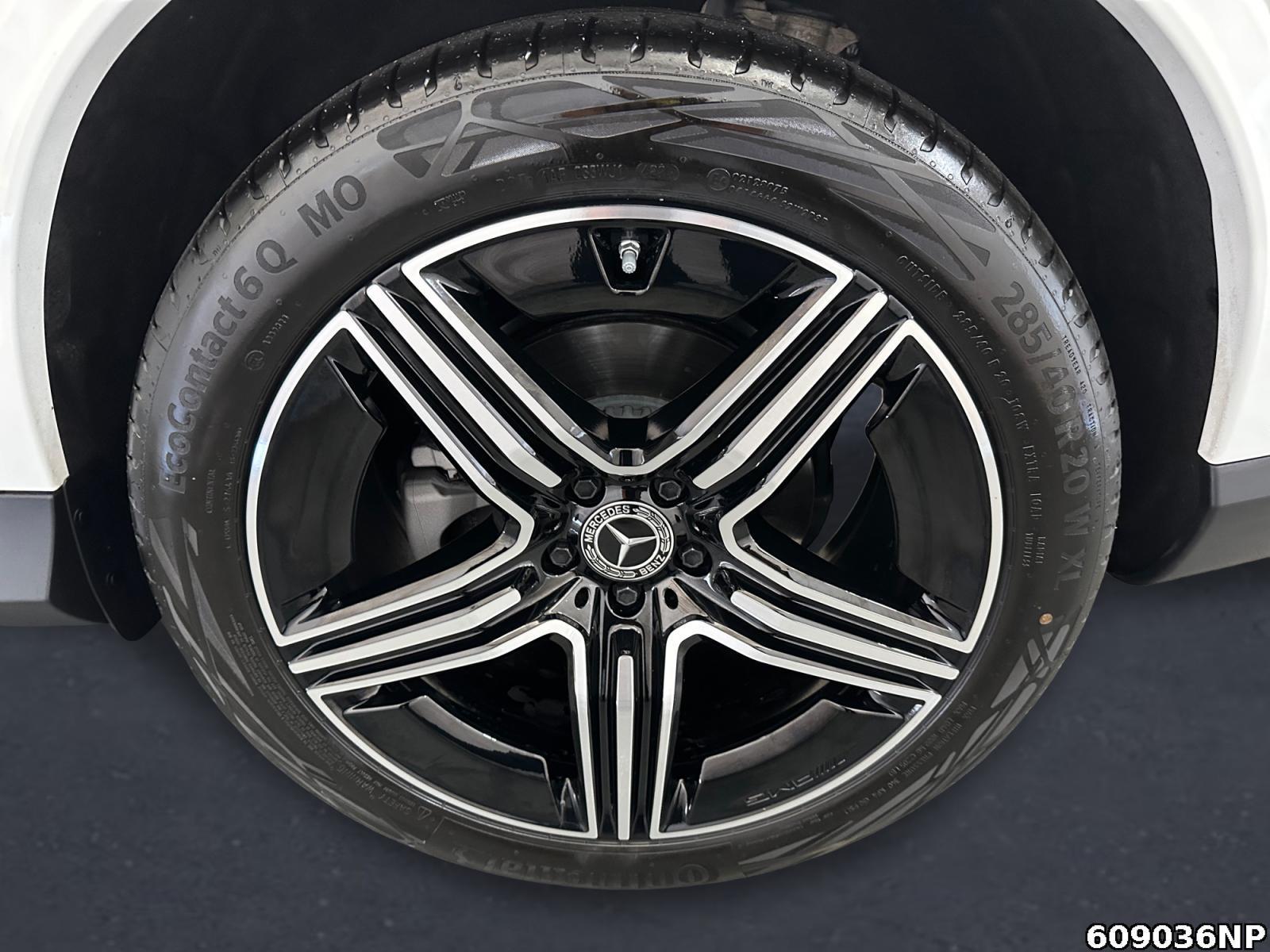 Fahrzeugabbildung Mercedes-Benz GLC 300 d AMG Night Pano Digital-Light Distronic