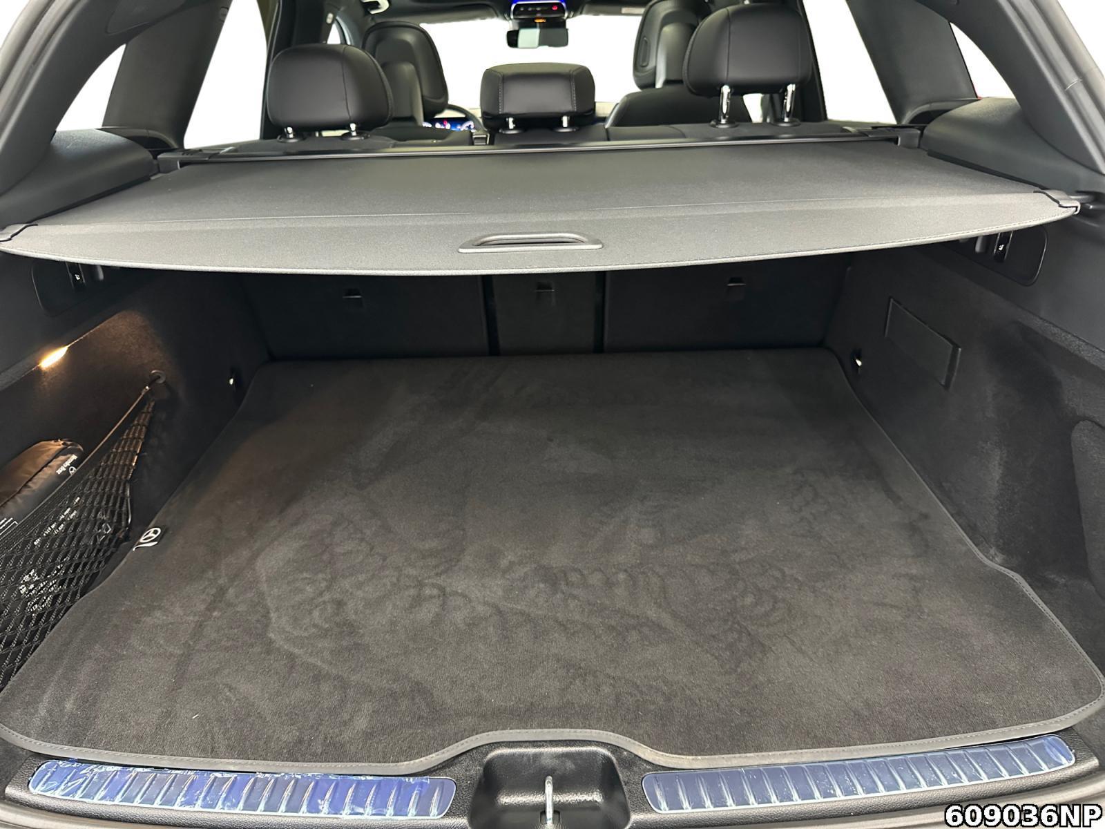 Fahrzeugabbildung Mercedes-Benz GLC 300 d AMG Night Pano Digital-Light Distronic