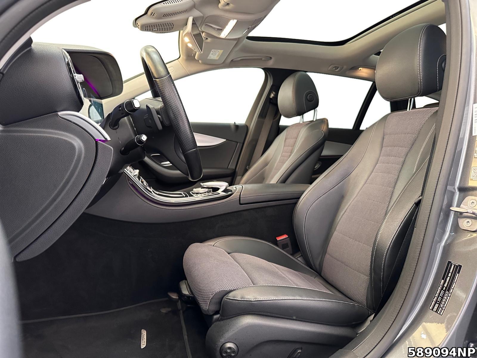 Fahrzeugabbildung Mercedes-Benz E 220 d 4M All-Terrain Panorama Distronic Carpl