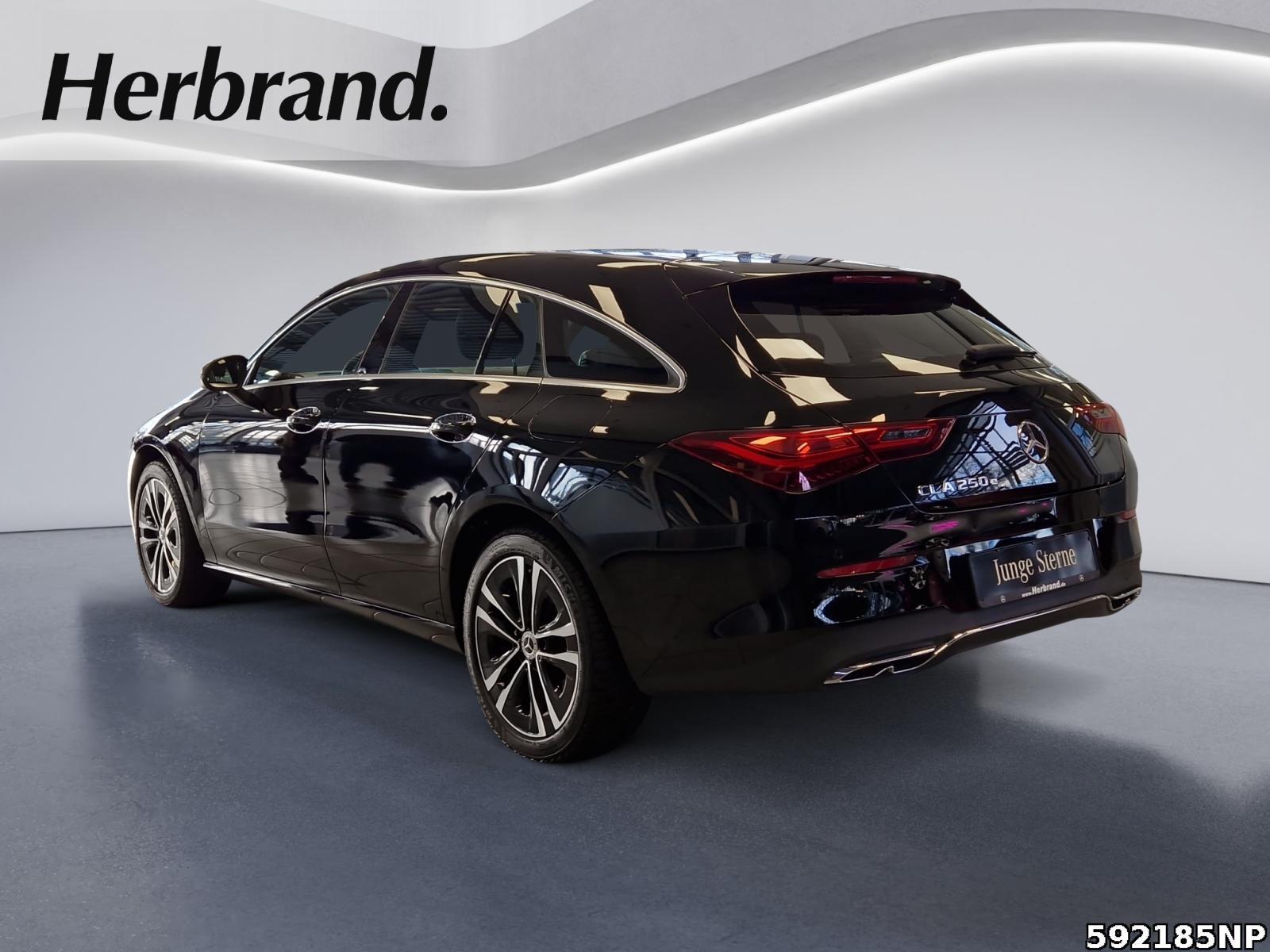 Fahrzeugabbildung Mercedes-Benz CLA 250 Shooting Brake e Progressive AHK LED 18