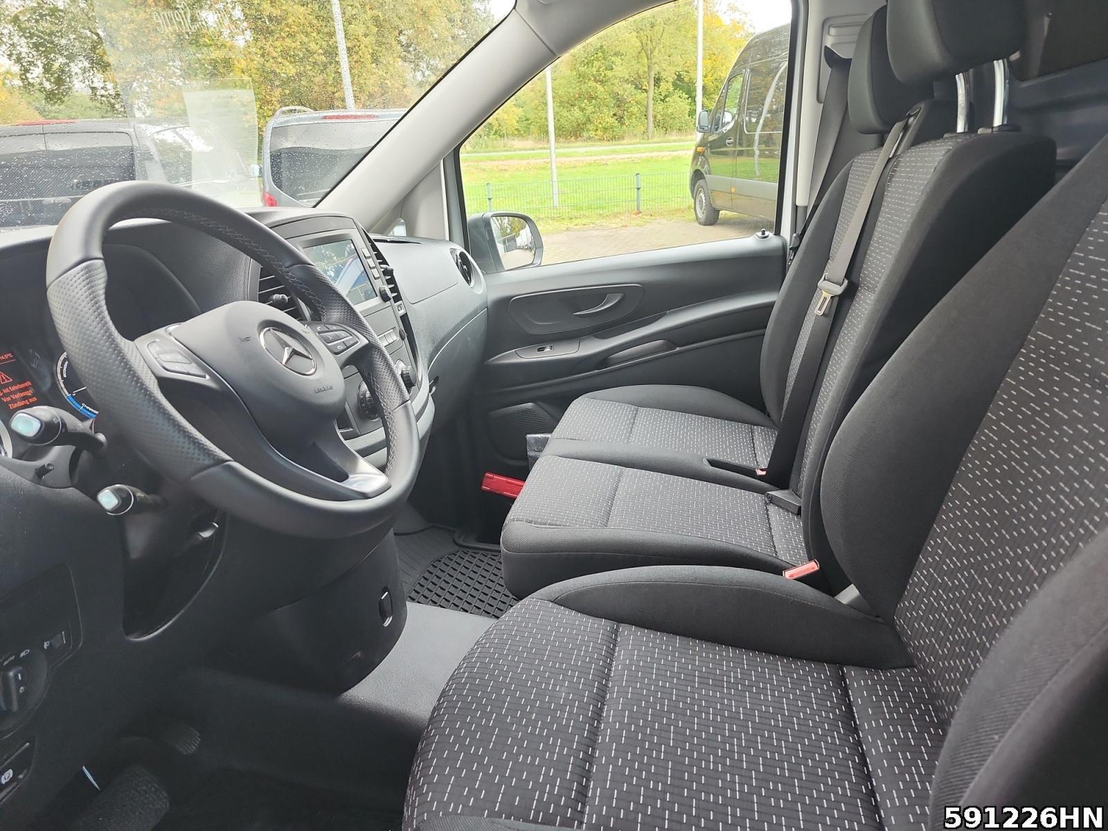 Fahrzeugabbildung Mercedes-Benz eVito 112 Kasten Lang*Kamera*beschädigt*