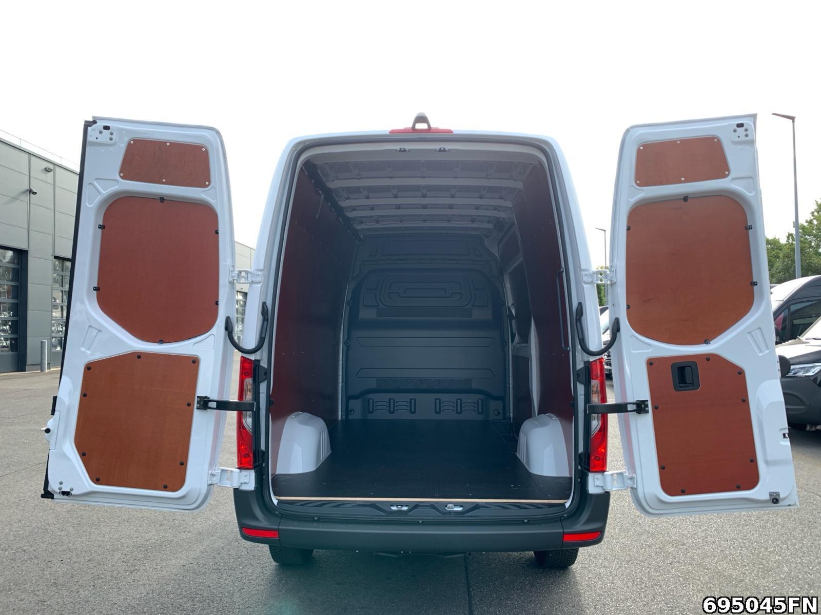 Fahrzeugabbildung Mercedes-Benz Sprinter 315 PRO L2H2 *VORBER. AHK 3,5*KLIMA*KAM