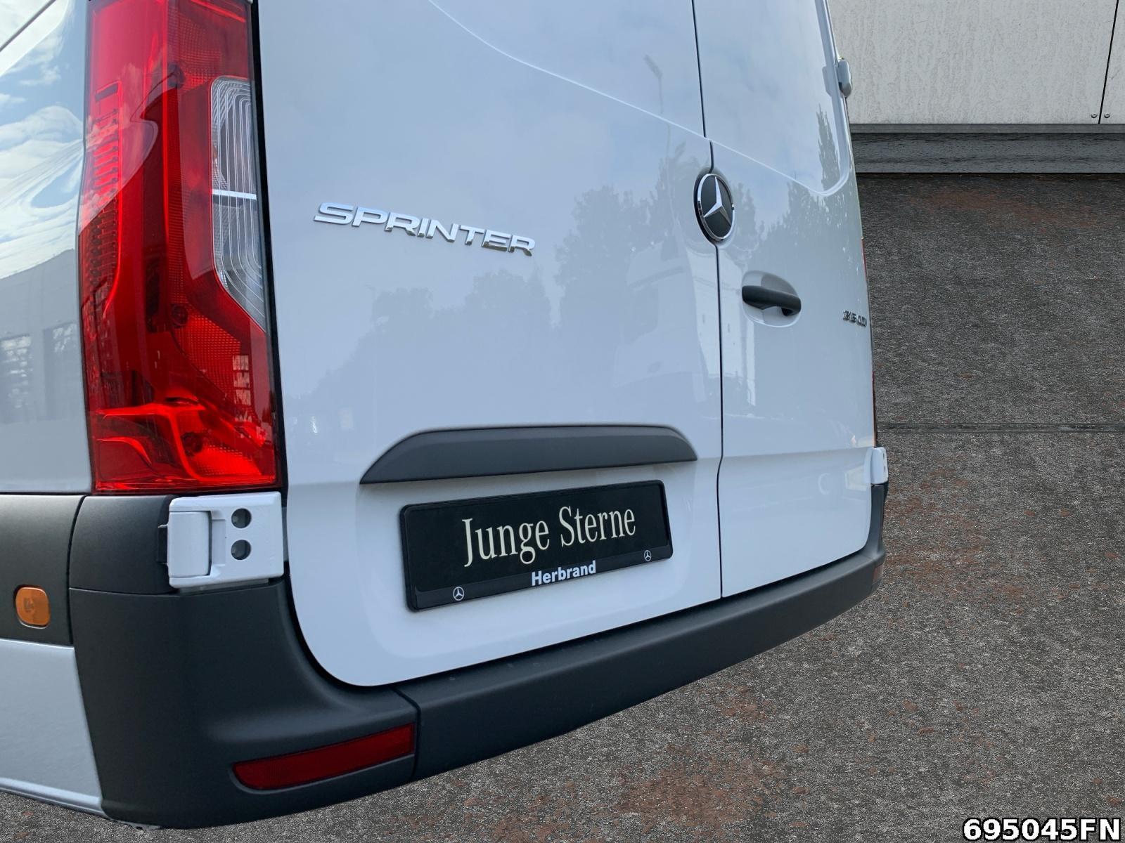 Fahrzeugabbildung Mercedes-Benz Sprinter 315 PRO L2H2 *VORBER. AHK 3,5*KLIMA*KAM