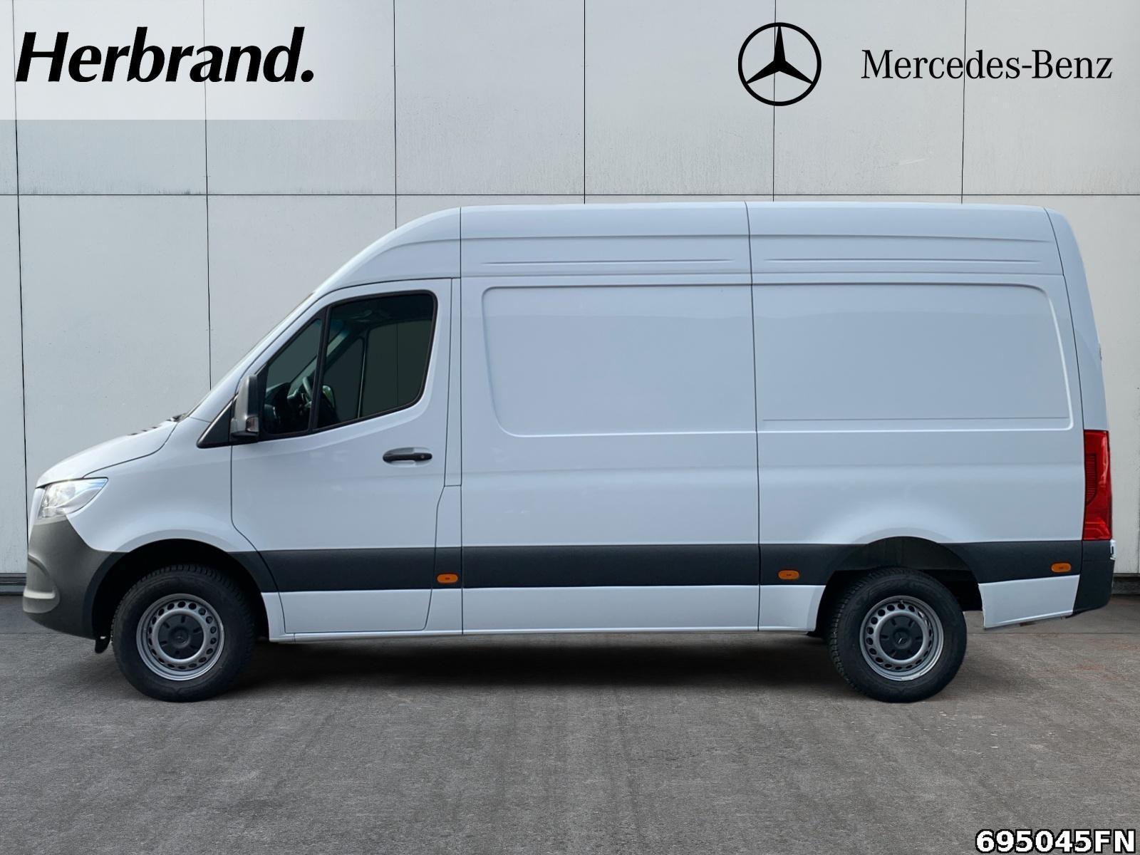 Fahrzeugabbildung Mercedes-Benz Sprinter 315 PRO L2H2 *VORBER. AHK 3,5*KLIMA*KAM