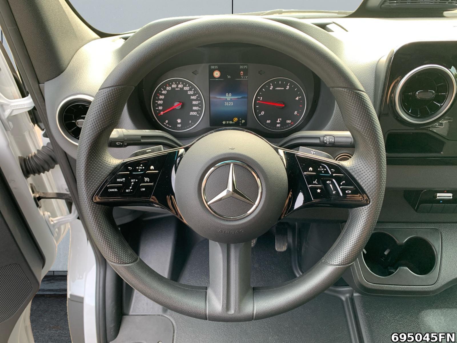 Fahrzeugabbildung Mercedes-Benz Sprinter 315 PRO L2H2 *VORBER. AHK 3,5*KLIMA*KAM
