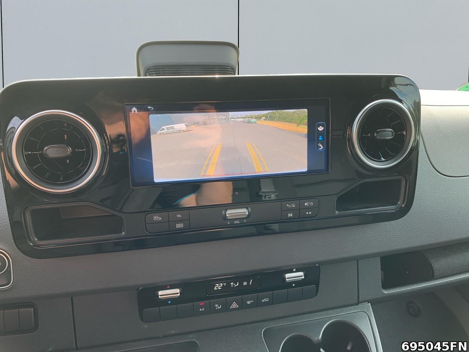Fahrzeugabbildung Mercedes-Benz Sprinter 315 PRO L2H2 *VORBER. AHK 3,5*KLIMA*KAM