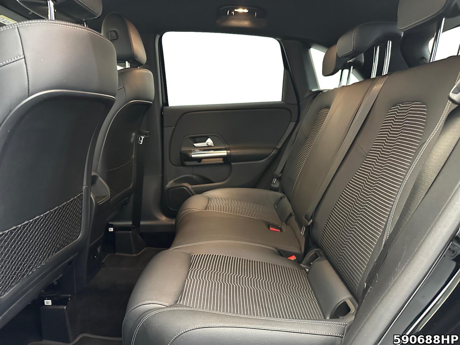 Fahrzeugabbildung Mercedes-Benz B 250 e Progressive Night Kamera CarPlay