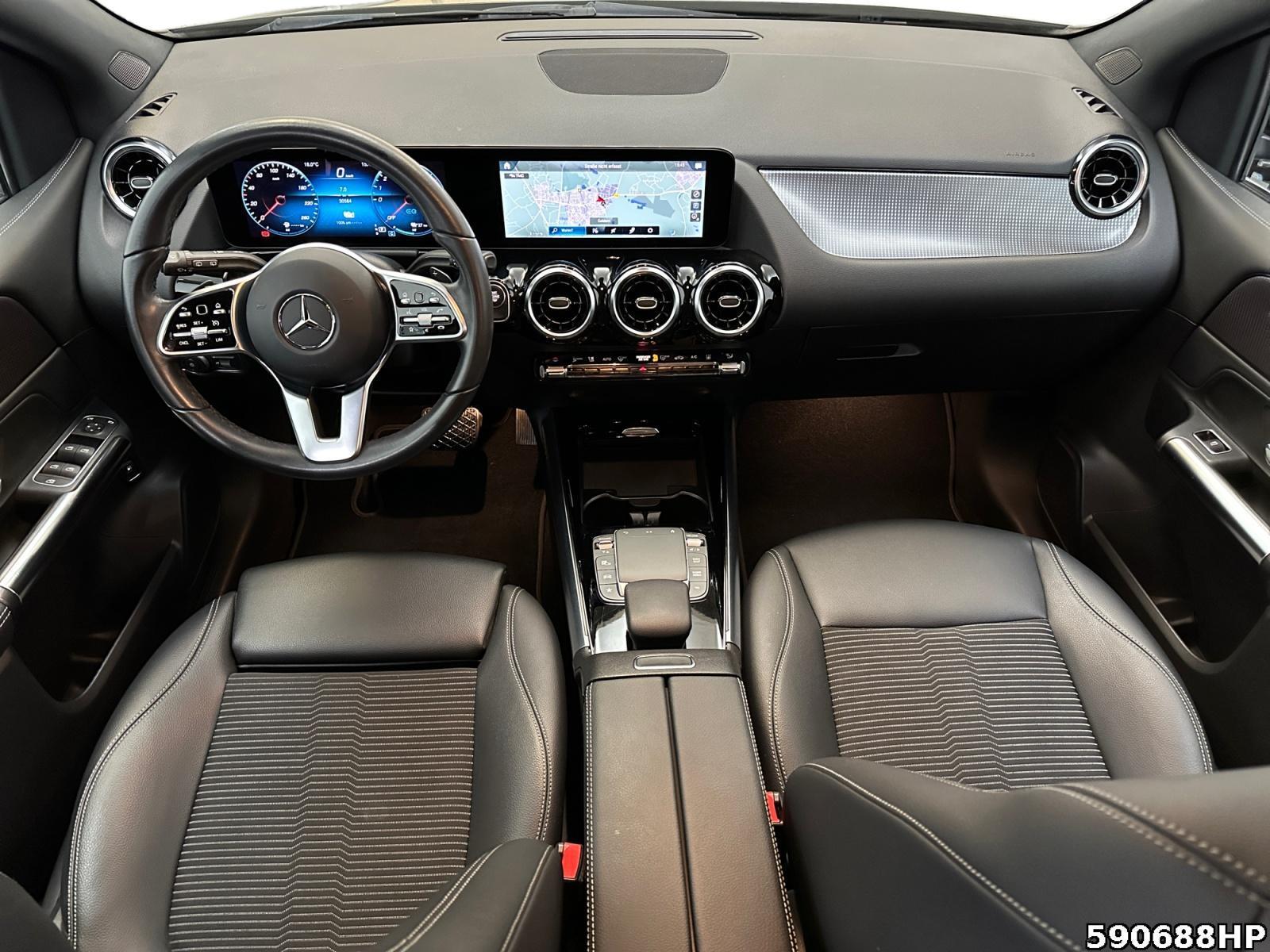 Fahrzeugabbildung Mercedes-Benz B 250 e Progressive Night Kamera CarPlay