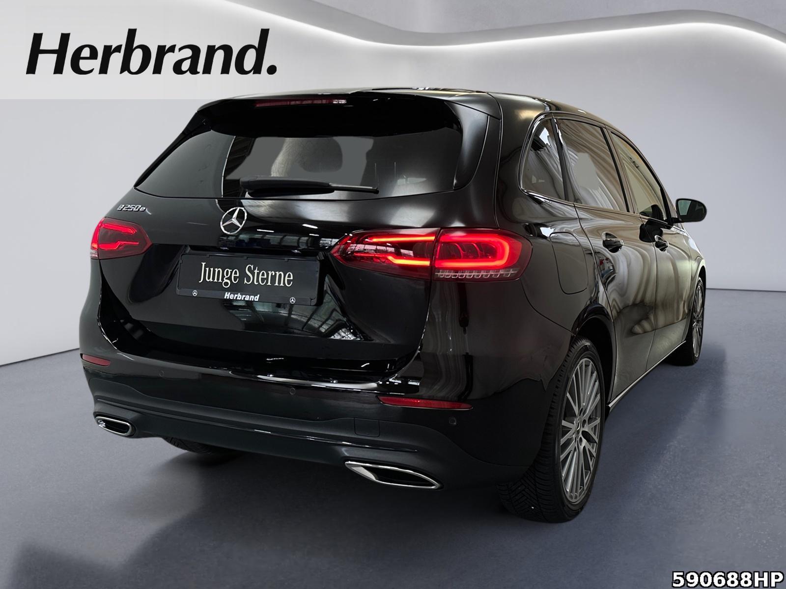 Fahrzeugabbildung Mercedes-Benz B 250 e Progressive Night Kamera CarPlay