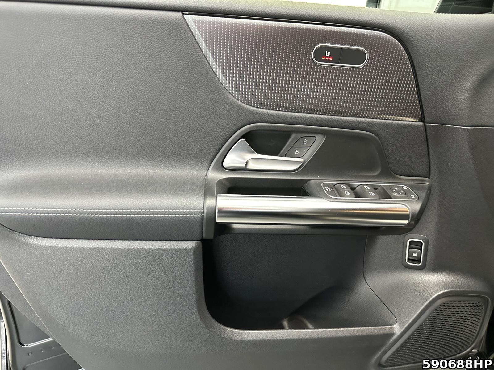 Fahrzeugabbildung Mercedes-Benz B 250 e Progressive Night Kamera CarPlay