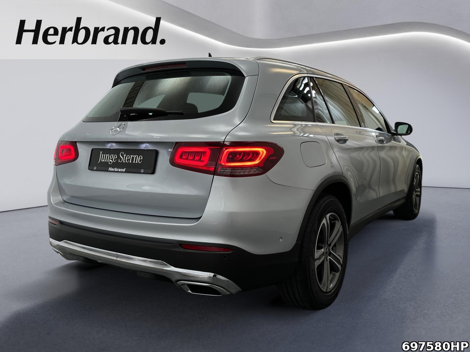 Fahrzeugabbildung Mercedes-Benz GLC 220 d 4M AHK LED Sitzhzg Memory CarPlay DAB