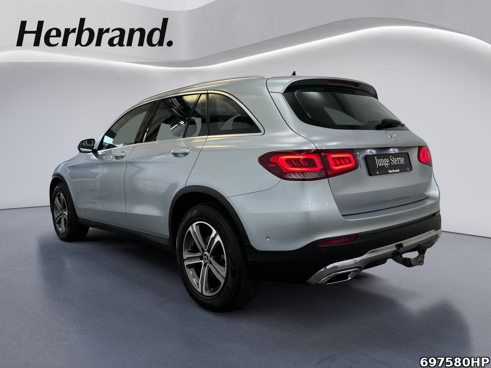 Fahrzeugabbildung Mercedes-Benz GLC 220 d 4M AHK LED Sitzhzg Memory CarPlay DAB
