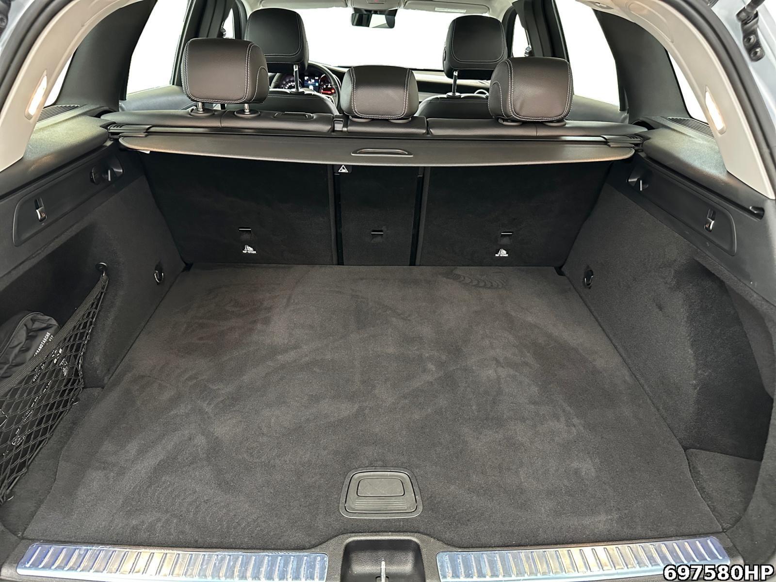 Fahrzeugabbildung Mercedes-Benz GLC 220 d 4M AHK LED Sitzhzg Memory CarPlay DAB