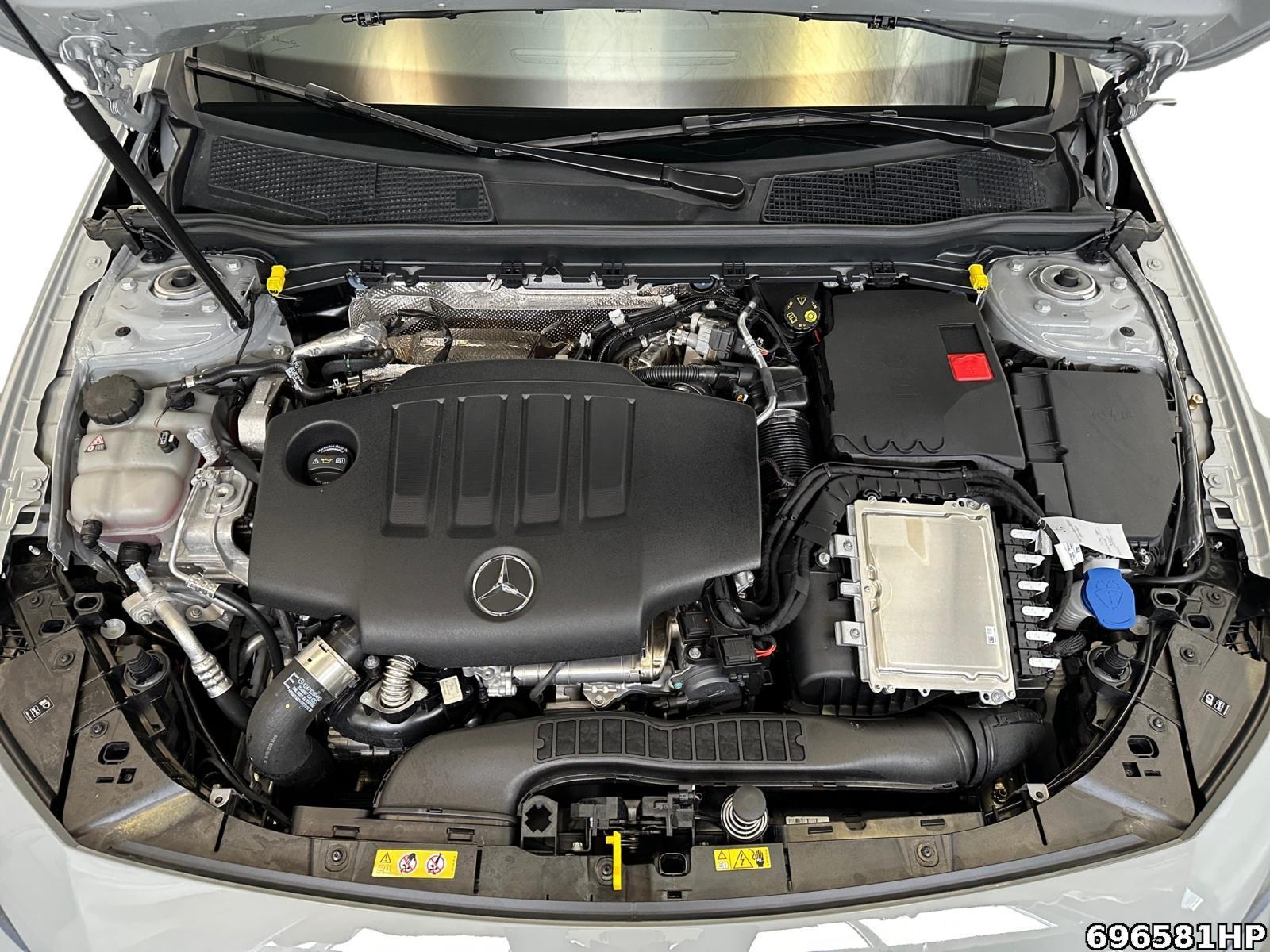 Fahrzeugabbildung Mercedes-Benz A 220 d AMG Lim. Night Multibeam Distro. Kamera