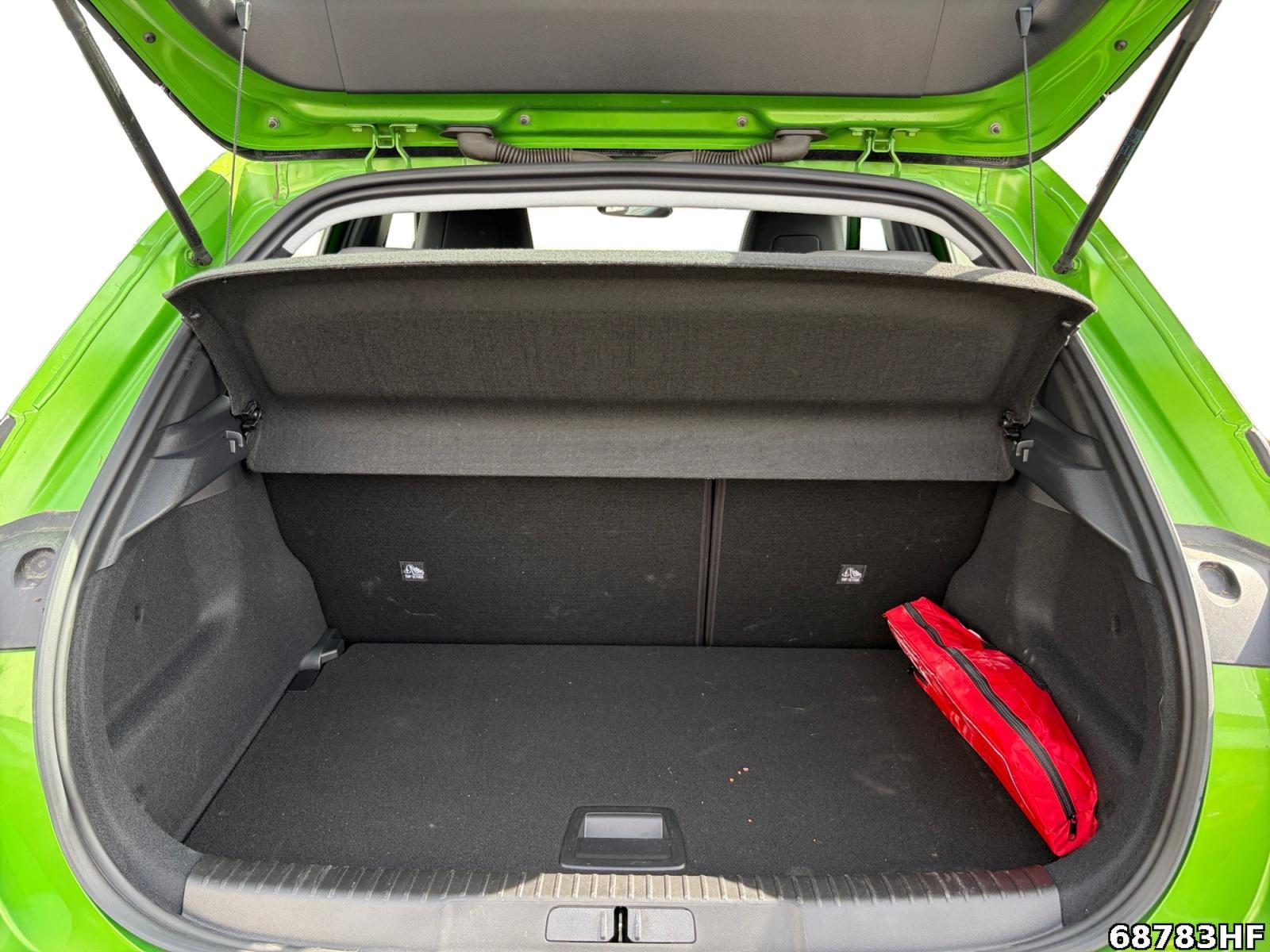 Fahrzeugabbildung Opel Mokka Elegance +NAVI+CARPLAY+TOTWINKEL+