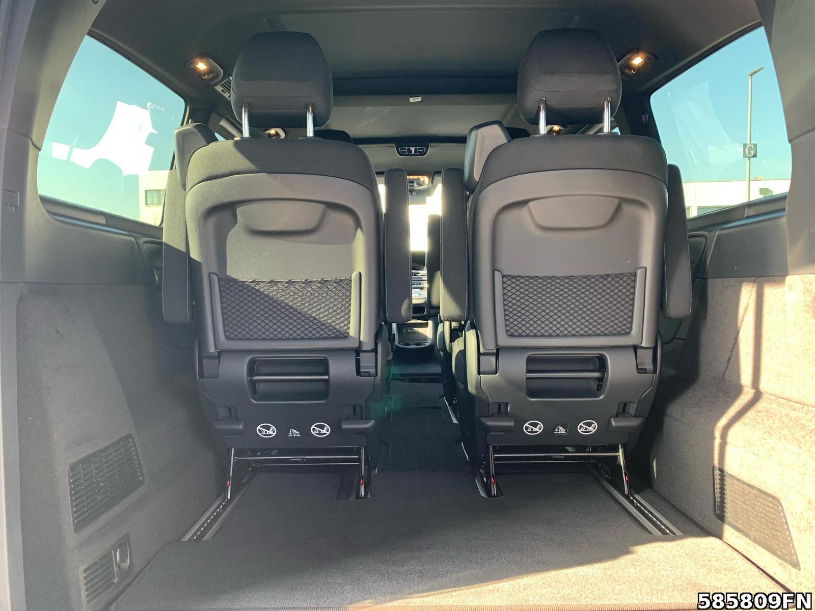 Fahrzeugabbildung Mercedes-Benz V 250 STYLE/L *PANO-DACH*STANDHEIZ*AHK*MULTIBEAM