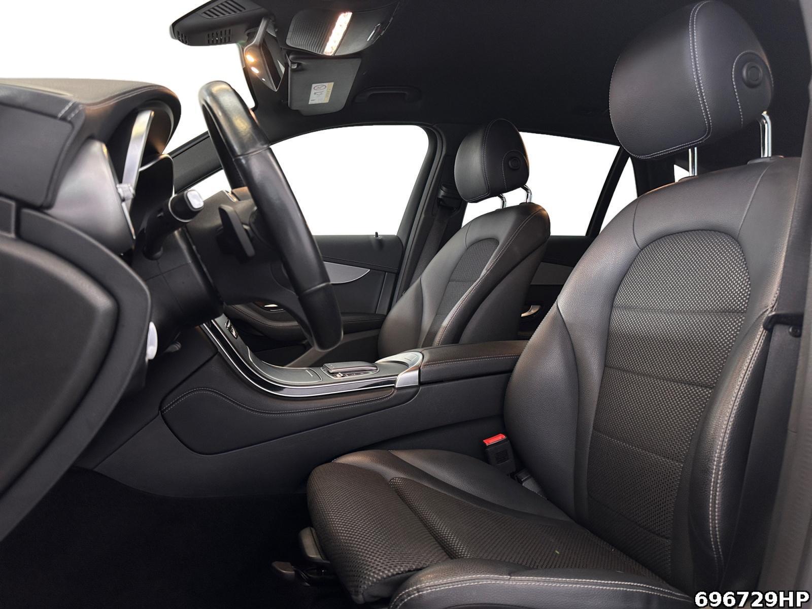 Fahrzeugabbildung Mercedes-Benz GLC 300 d 4M Exclusive Distronic AHK 360° Totw.