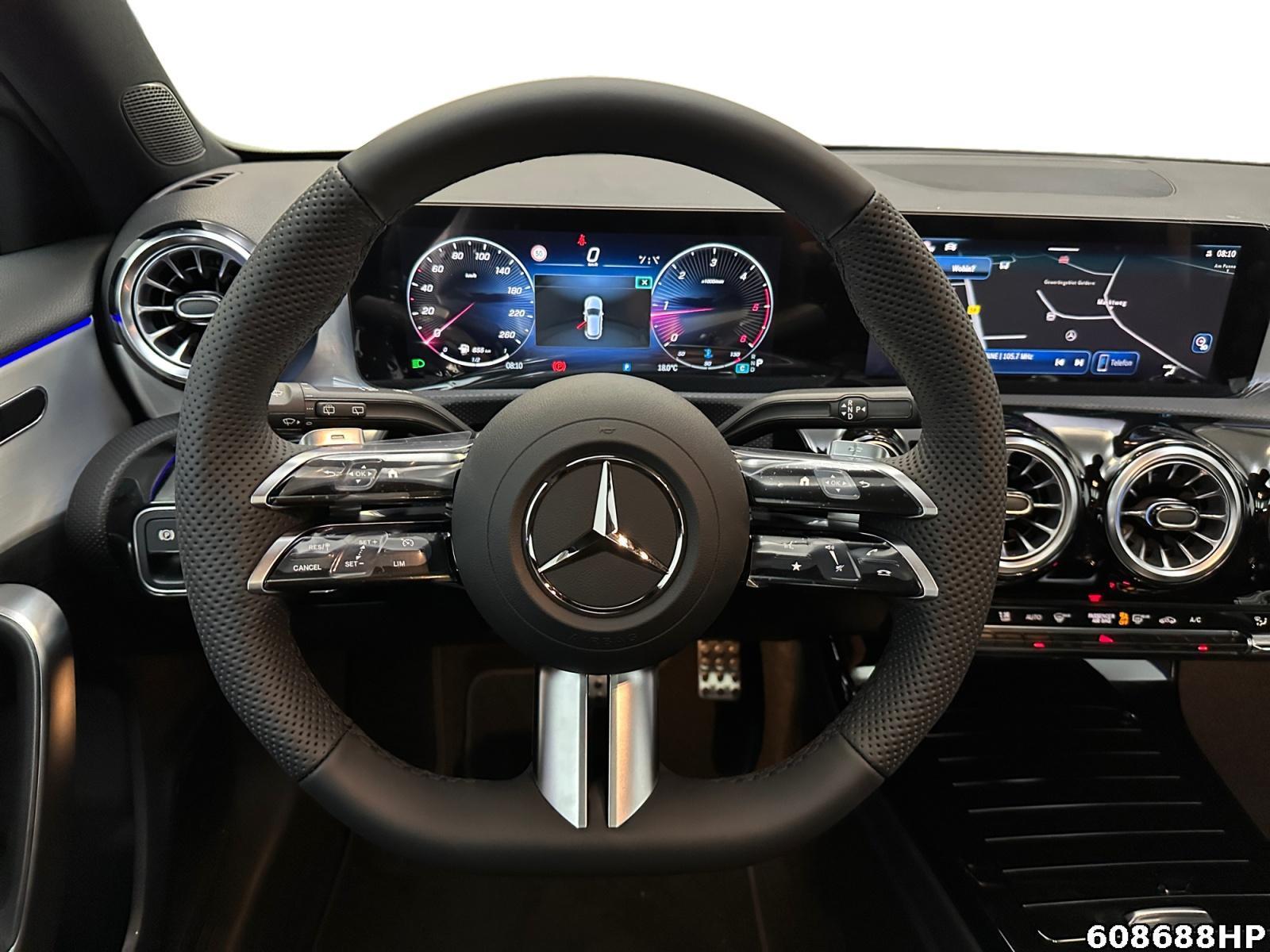 Fahrzeugabbildung Mercedes-Benz A 220 d AMG Pano AHK Night 19