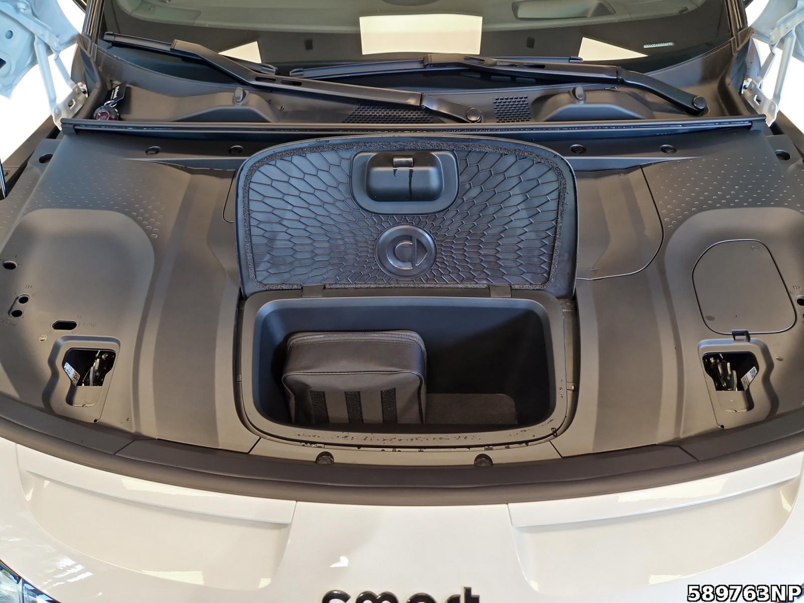 Fahrzeugabbildung Smart ONE BRABUS BRABUS+LEDMATRIX+360°+PANO+HUD+