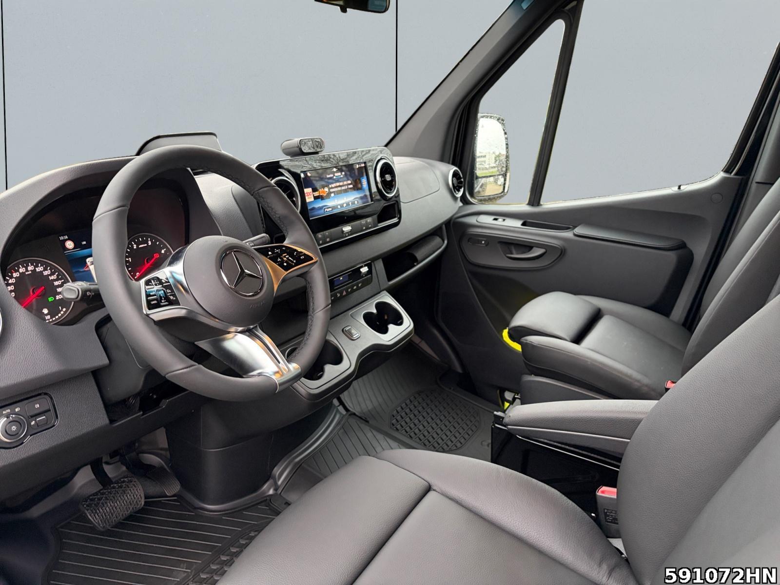 Fahrzeugabbildung Mercedes-Benz Sprinter 319 Tourer SELECT *2xKLIMA*LED*AHK*UVM*