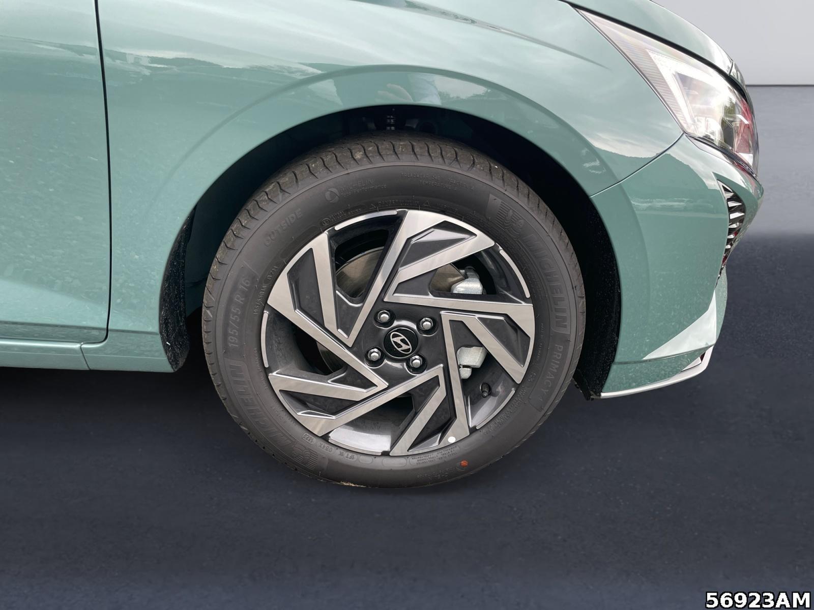 Fahrzeugabbildung Hyundai i20 TREND BOSE Lichtpaket