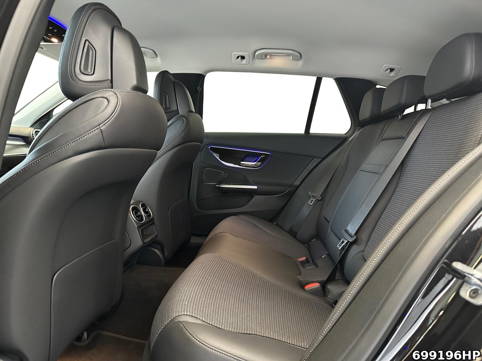 Fahrzeugabbildung Mercedes-Benz C 200 T Avantgarde AHK CarPlay Totwinkel Easy-P