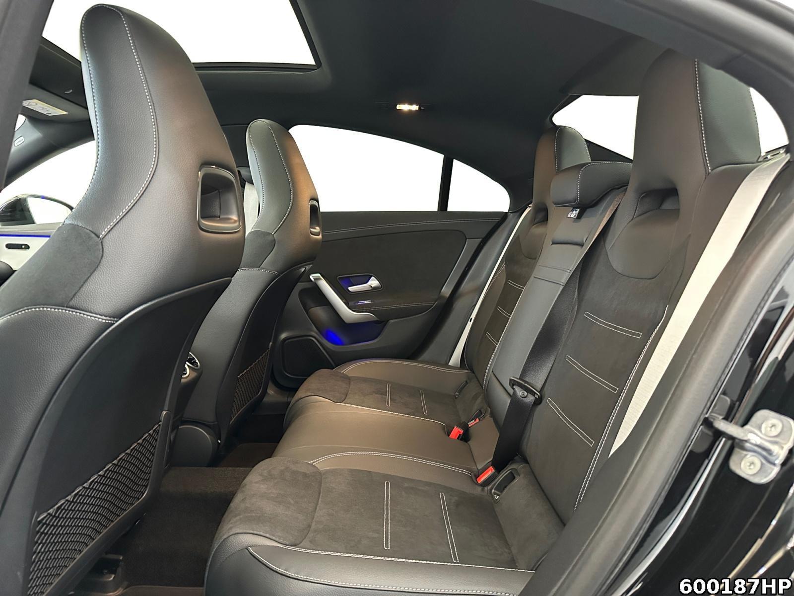 Fahrzeugabbildung Mercedes-Benz CLA 200 AMG Night Pano Distronic Kamera Ambient