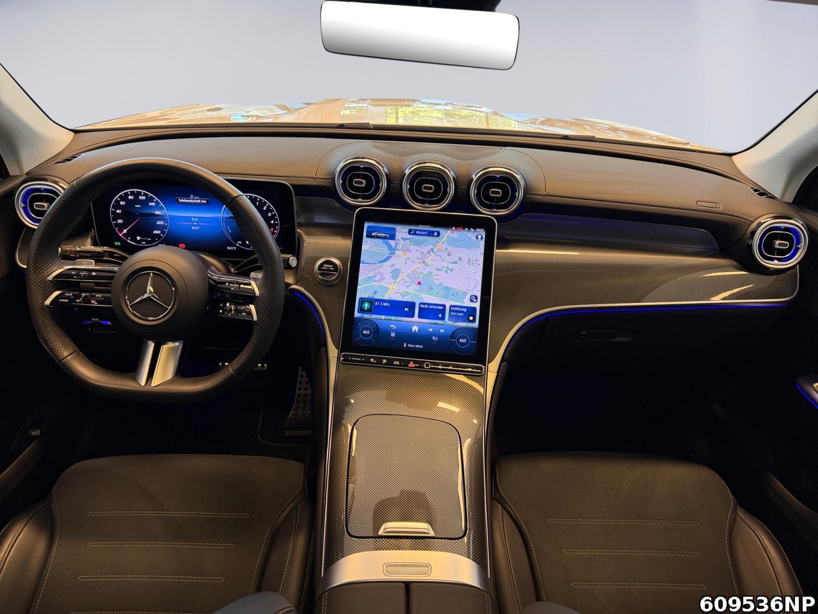 Fahrzeugabbildung Mercedes-Benz GLC 300 de 4M AMG Coupé AHK Pano Memory Distonic
