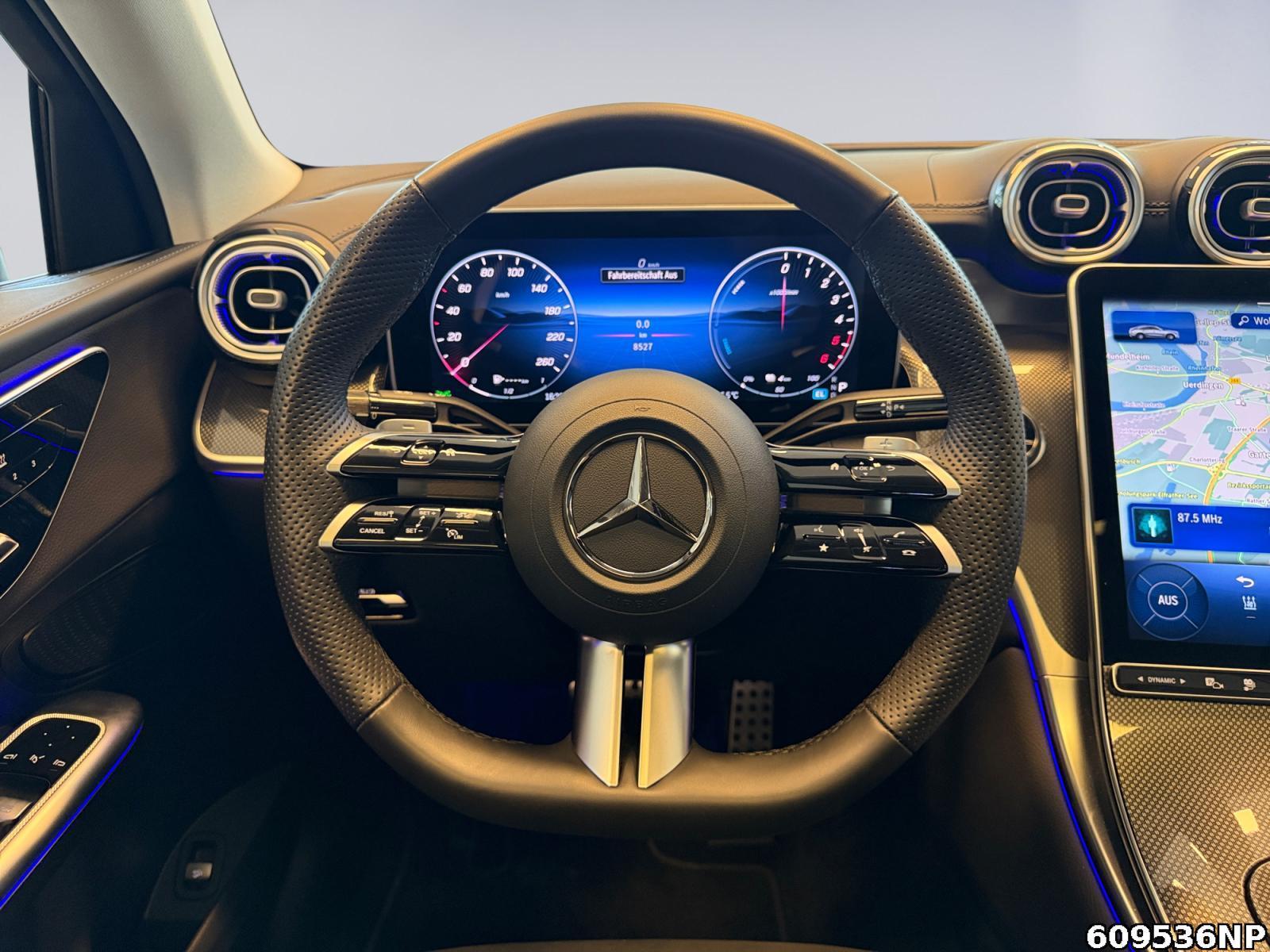 Fahrzeugabbildung Mercedes-Benz GLC 300 de 4M AMG Coupé AHK Pano Memory Distonic