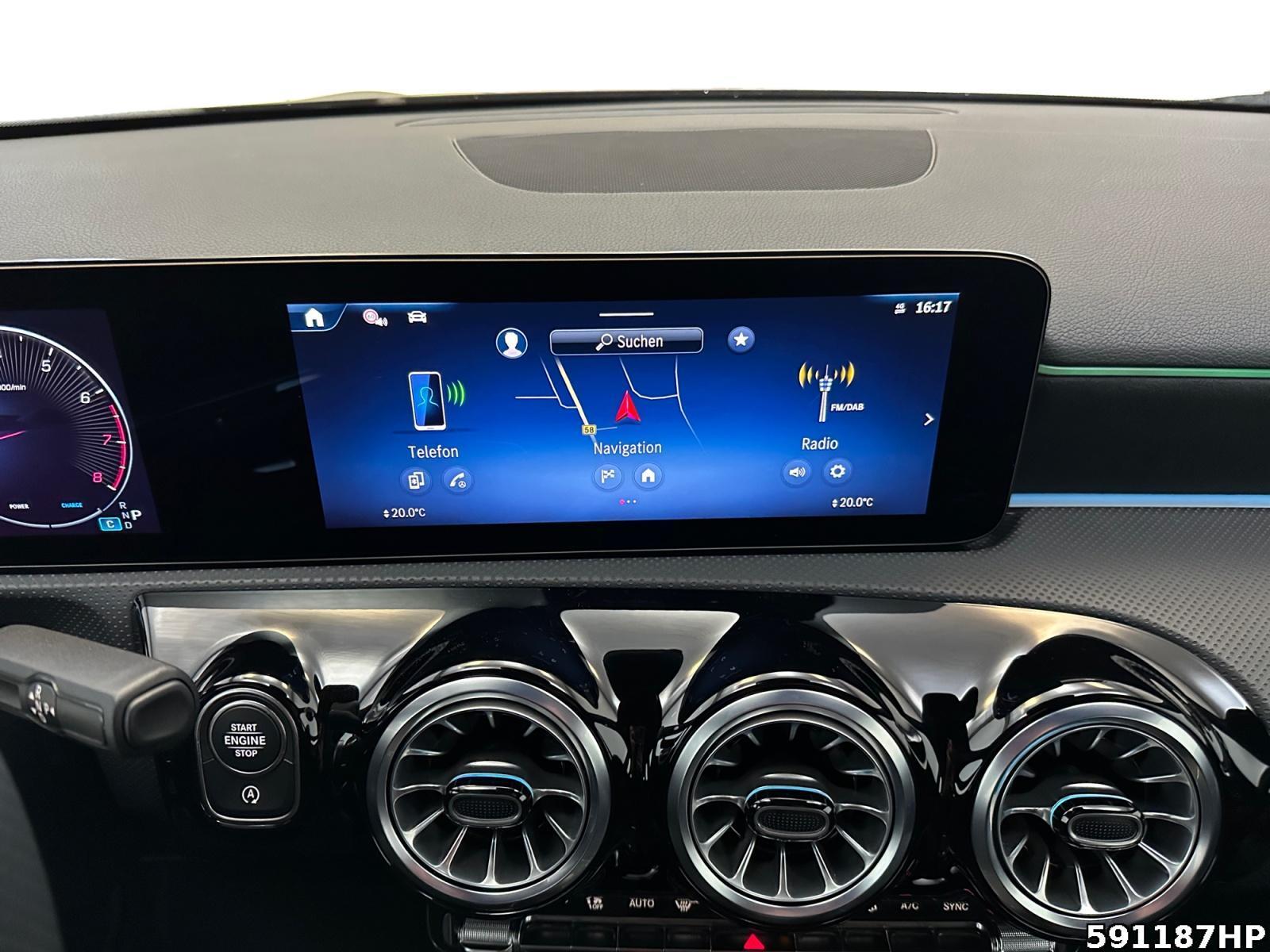 Fahrzeugabbildung Mercedes-Benz A 200 AMG DISTRONIC KEYLESS Ambiente Kamera