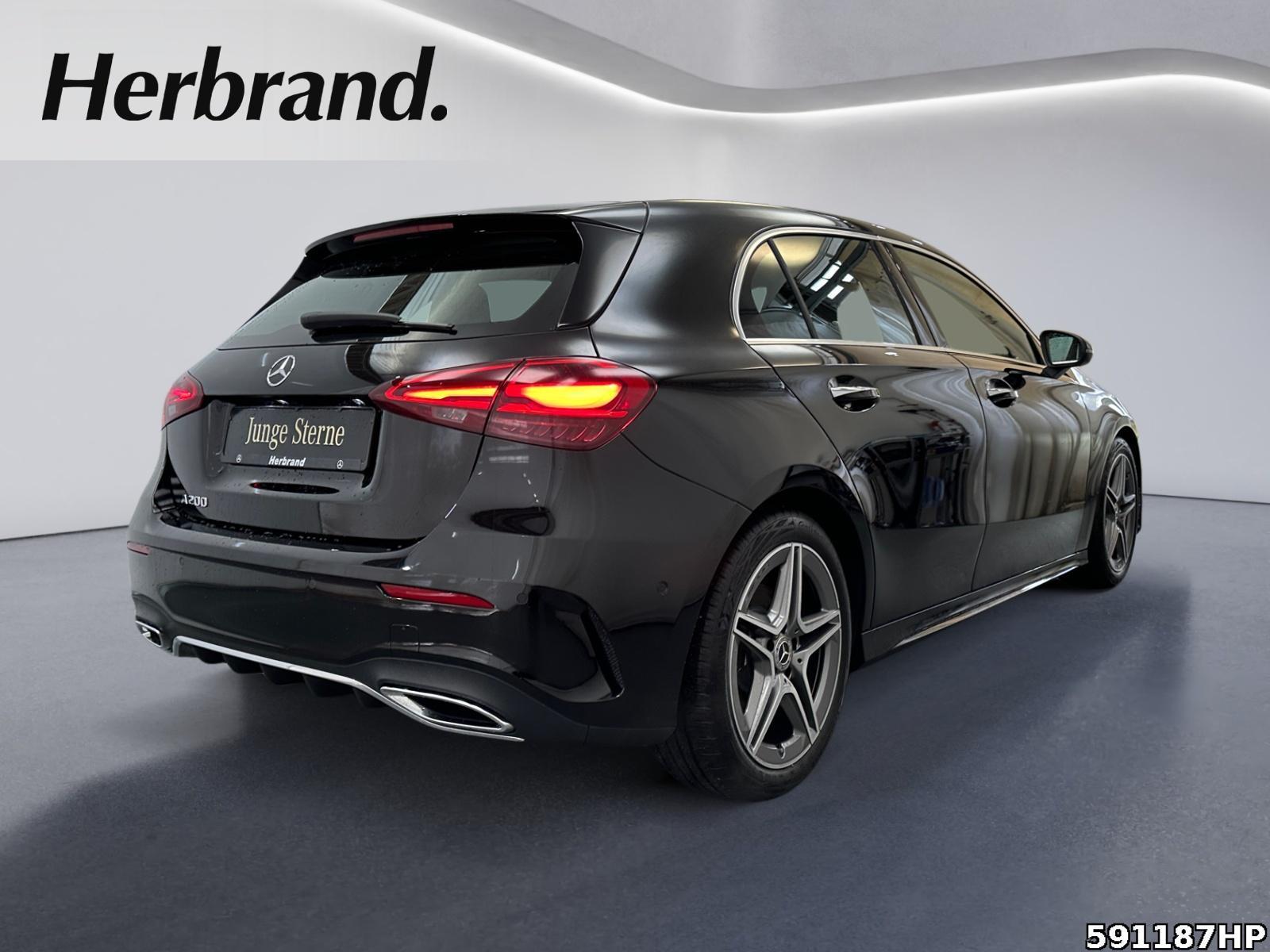 Fahrzeugabbildung Mercedes-Benz A 200 AMG DISTRONIC KEYLESS Ambiente Kamera