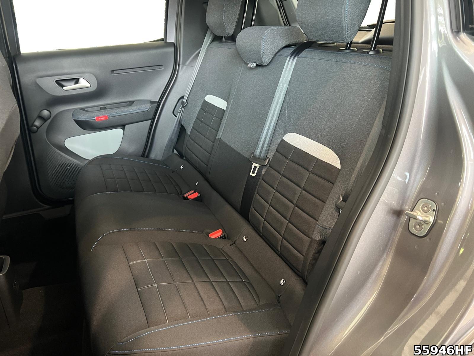 Fahrzeugabbildung Citroën C3 Plus 100 PS MT