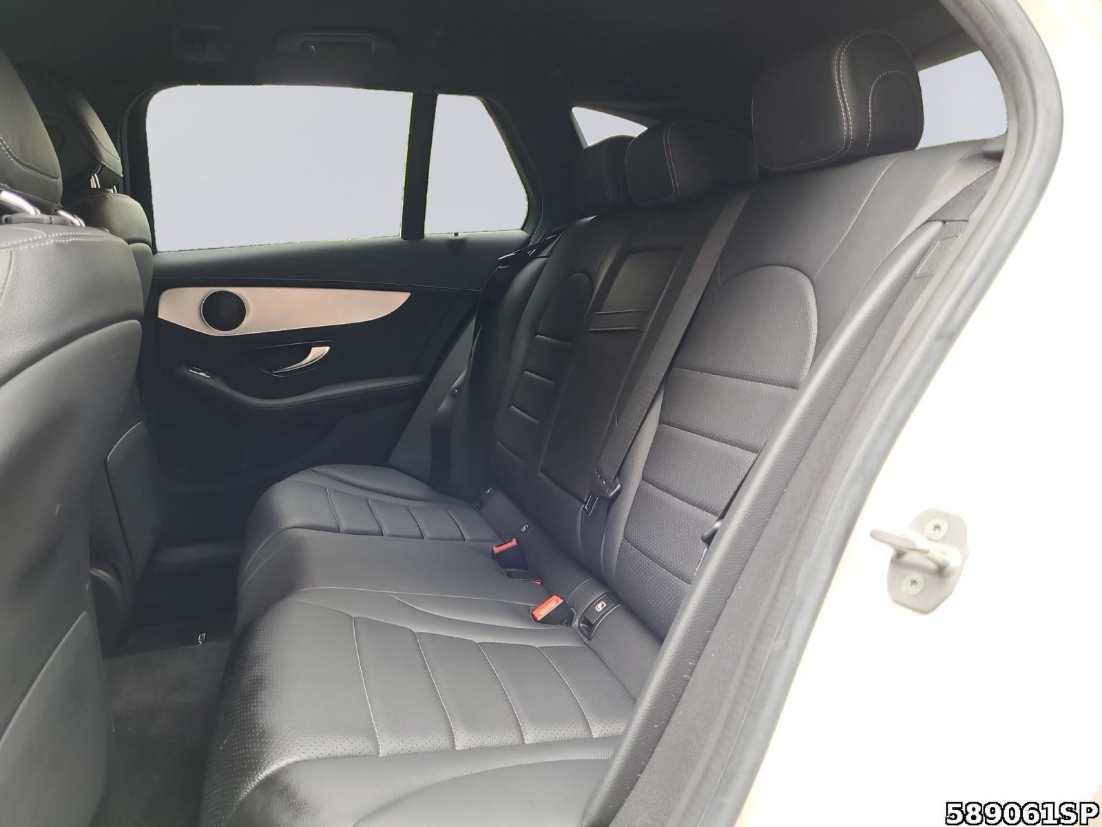 Fahrzeugabbildung Mercedes-Benz C 300 e T AMG Line NIGHT AHK 360° TOTWINKEL EASY