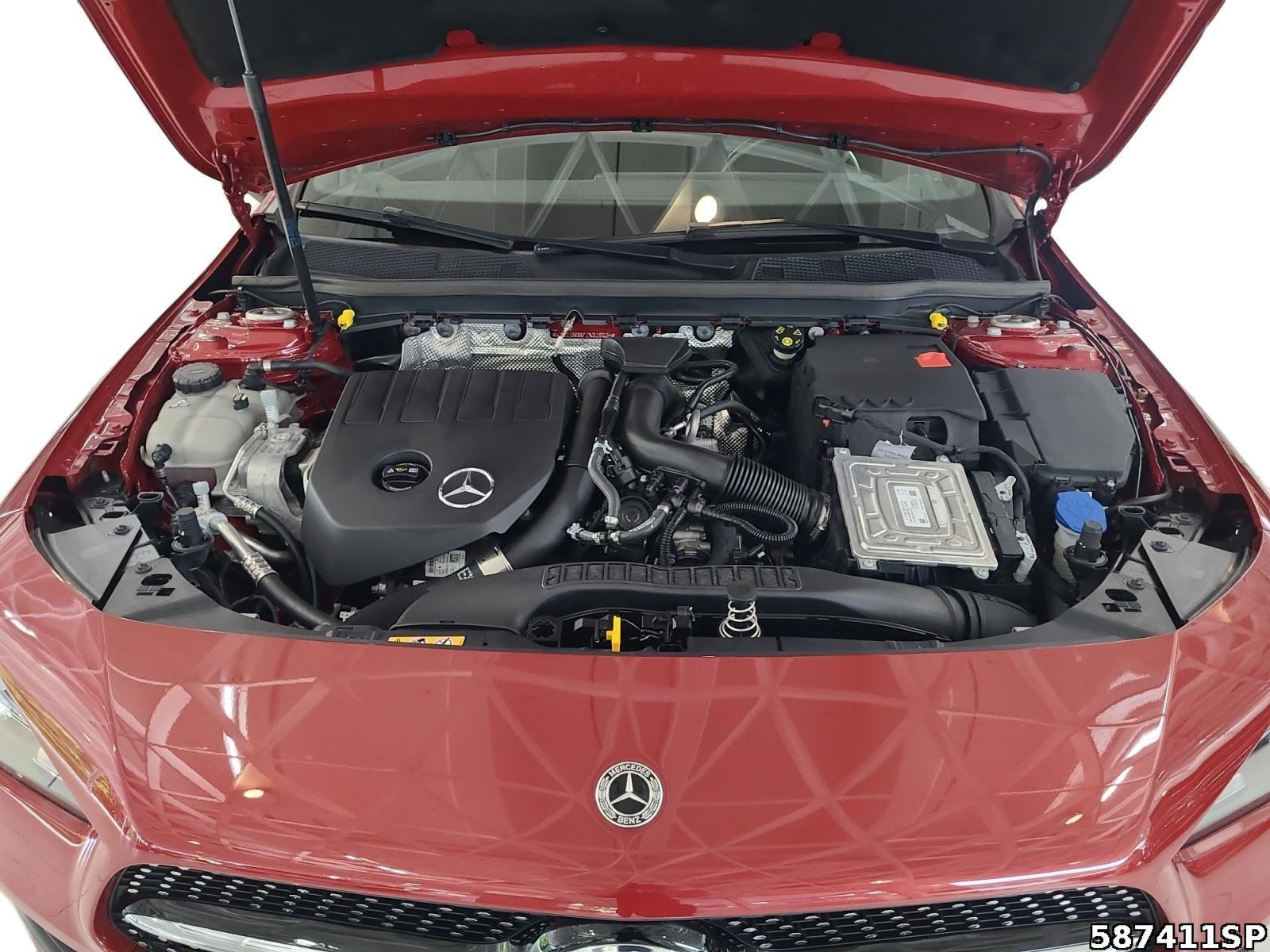 Fahrzeugabbildung Mercedes-Benz CLA 200 Shooting Brake AMG NIGHT PANORAMA KAMER