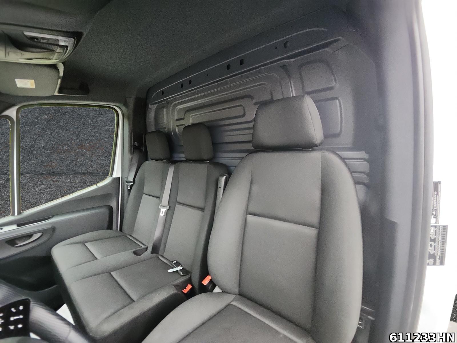 Fahrzeugabbildung Mercedes-Benz Sprinter 317 CDI Kasten*L2H2*LED*Kamera*Navi*