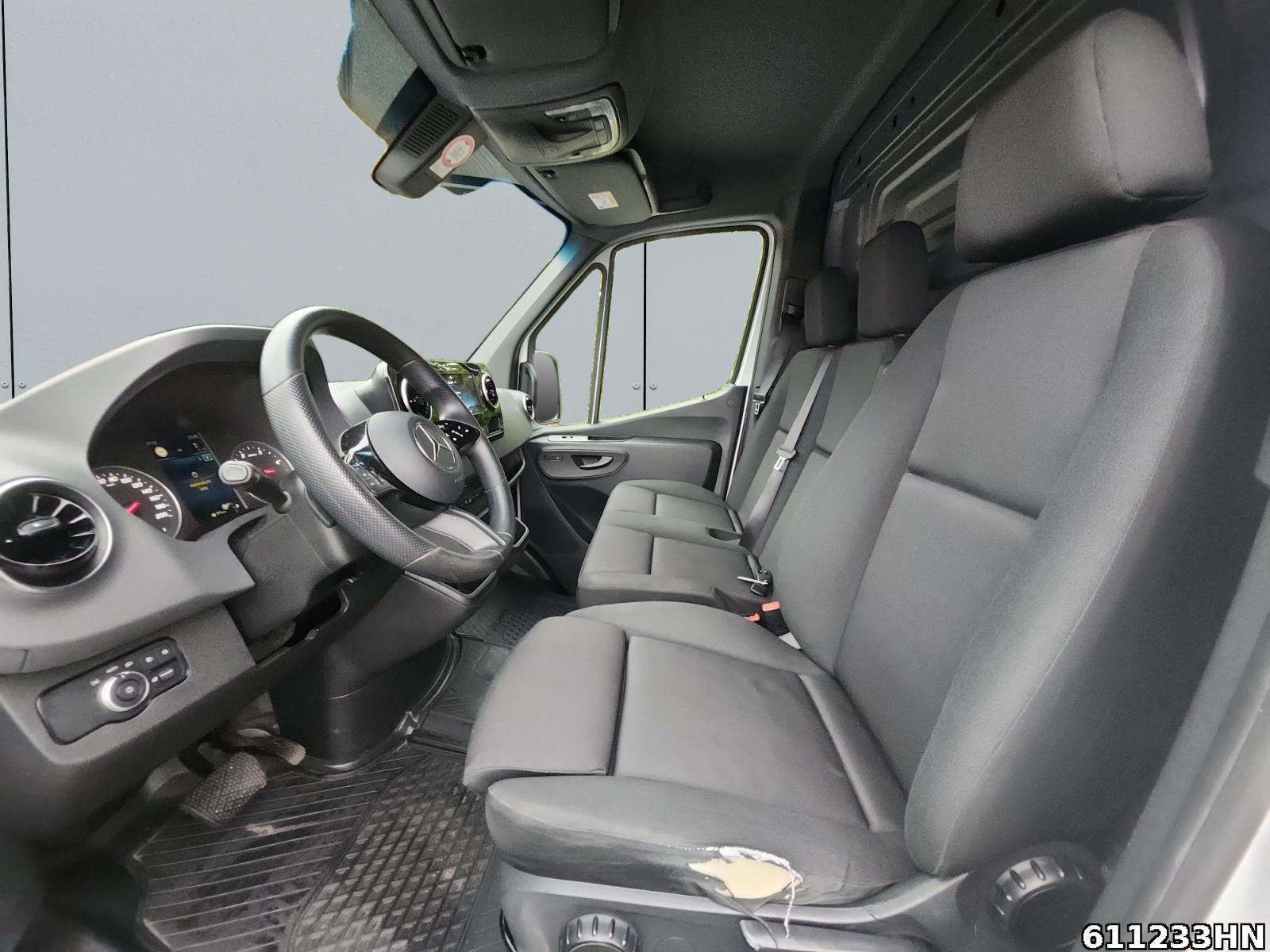 Fahrzeugabbildung Mercedes-Benz Sprinter 317 CDI Kasten*L2H2*LED*Kamera*Navi*