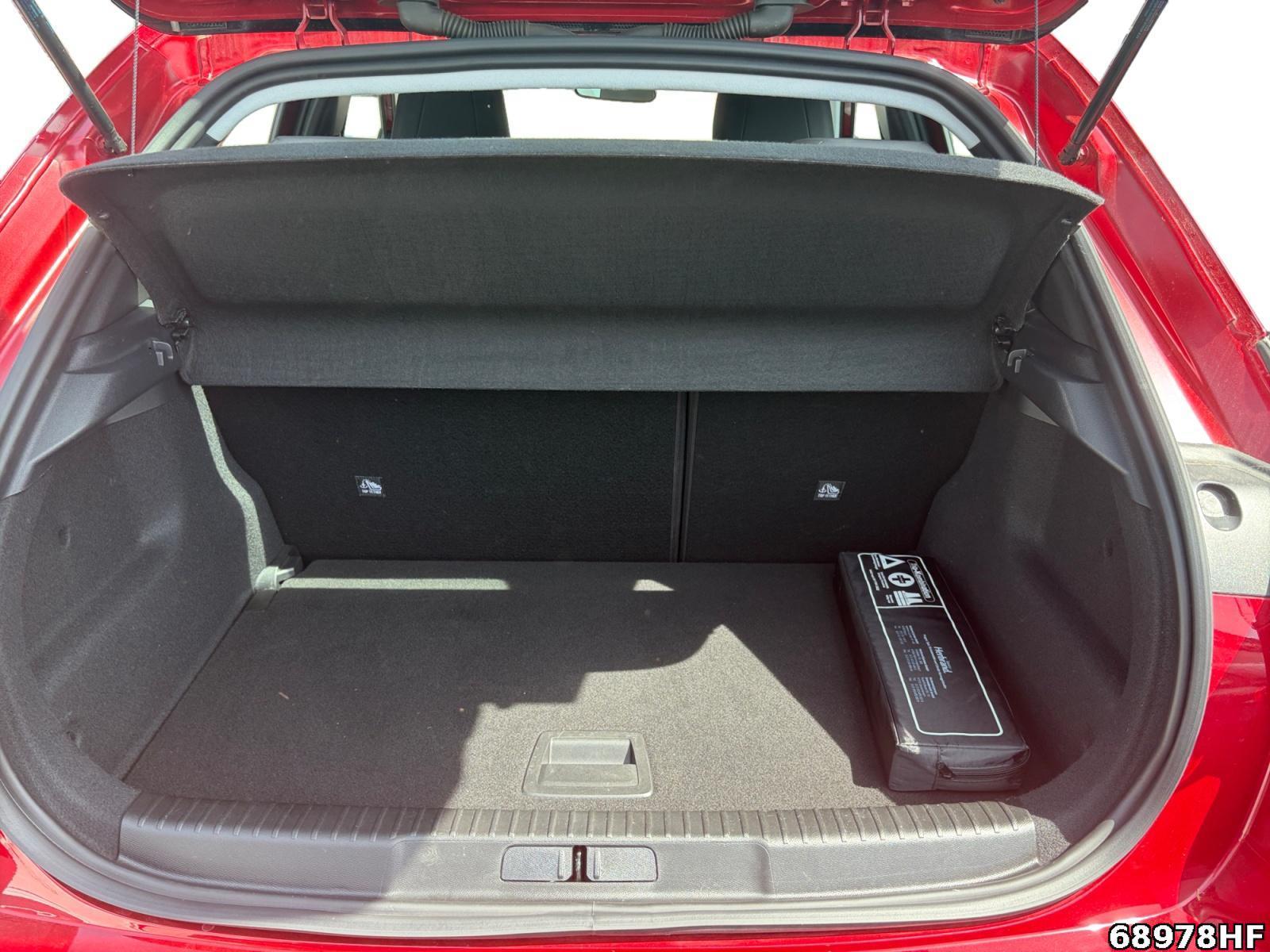 Fahrzeugabbildung Opel Mokka Elegance +SHZ+CARPLAY+TEMPOMAT