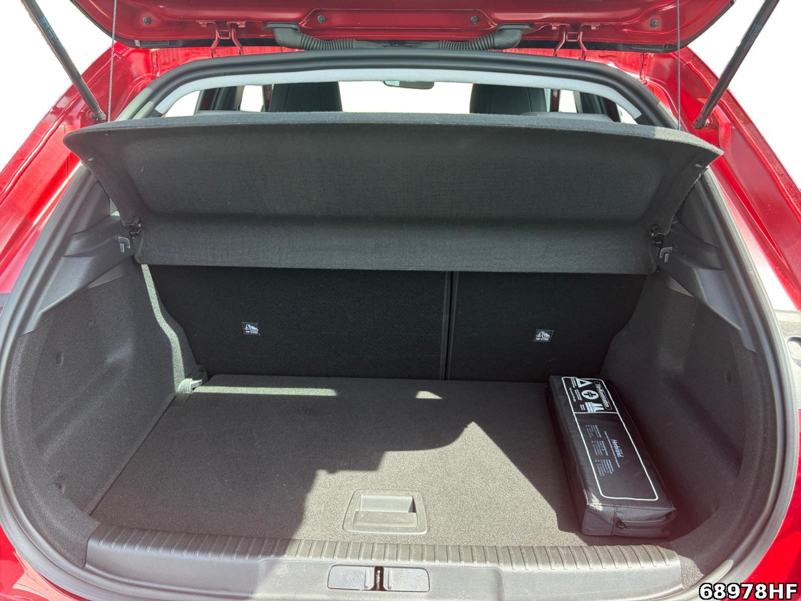 Fahrzeugabbildung Opel Mokka Elegance +SHZ+CARPLAY+TEMPOMAT