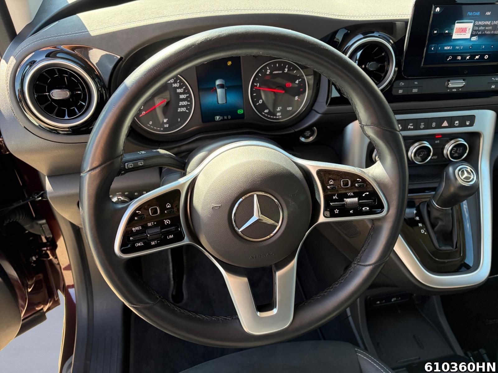 Fahrzeugabbildung Mercedes-Benz T-Klasse 180 d *LED*Kamera*Klima*AHK*MBUX*