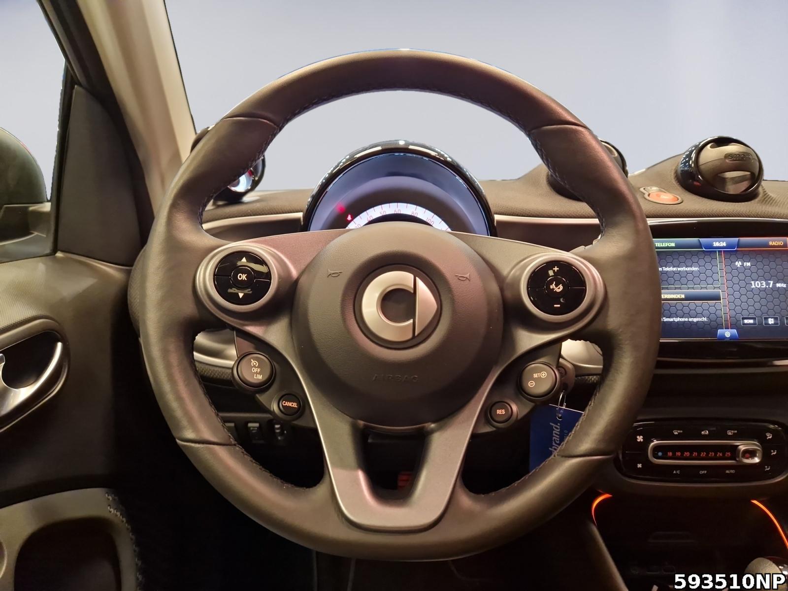 Fahrzeugabbildung Smart ForTwo EQ Pano LED Ambiente Kamera Sitzhzg. .