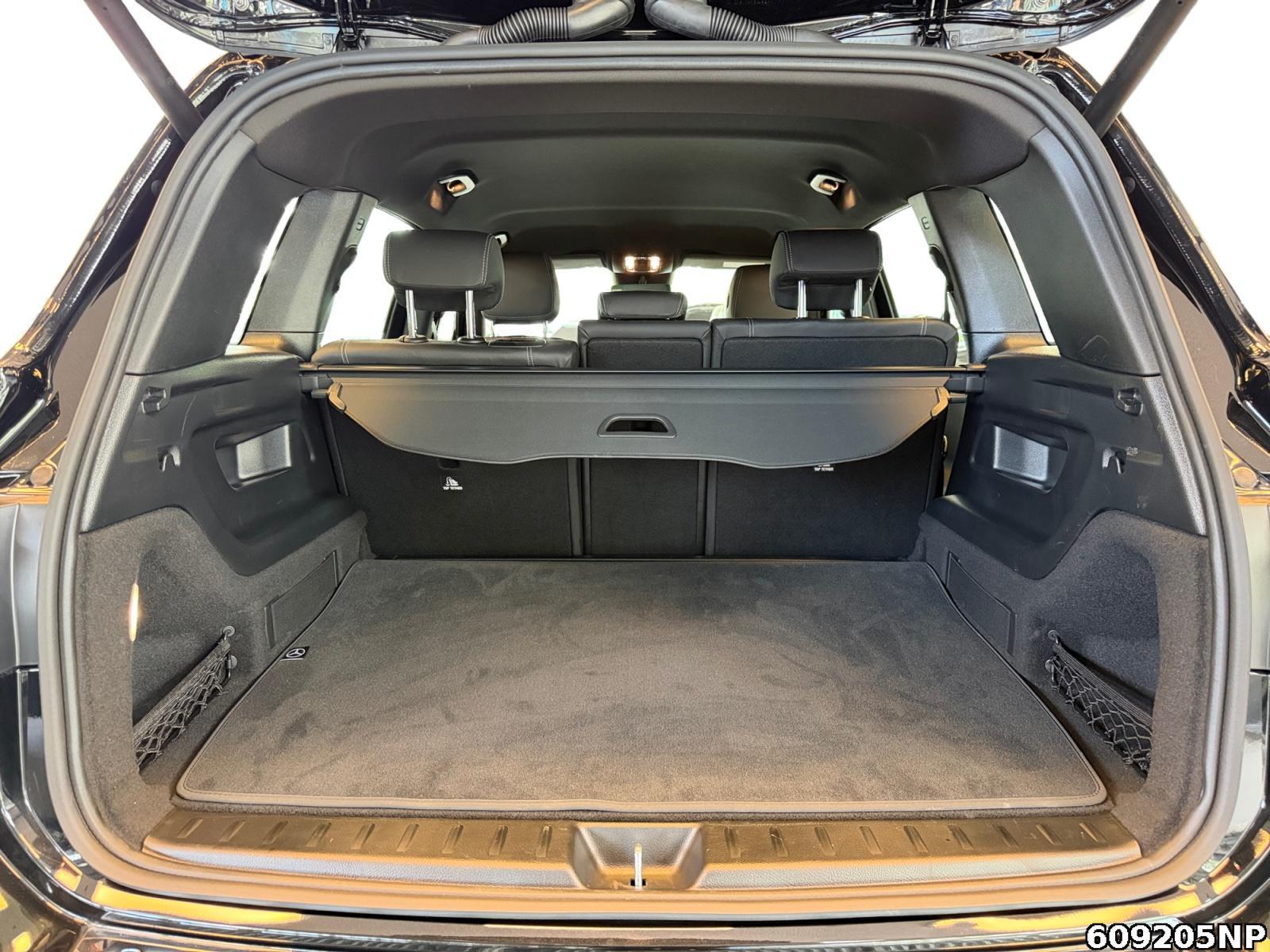 Fahrzeugabbildung Mercedes-Benz GLB 200 Progressive AHK Distronic LED Kamera 18