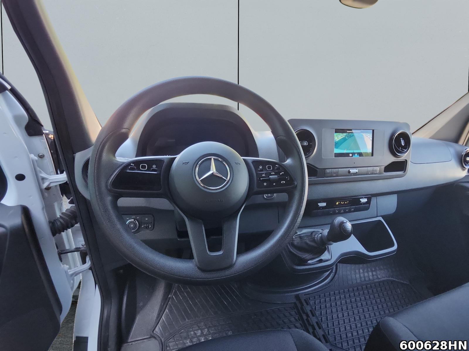 Fahrzeugabbildung Mercedes-Benz Sprinter 315 L2H2*Sortimo*MBUX*Kamera*