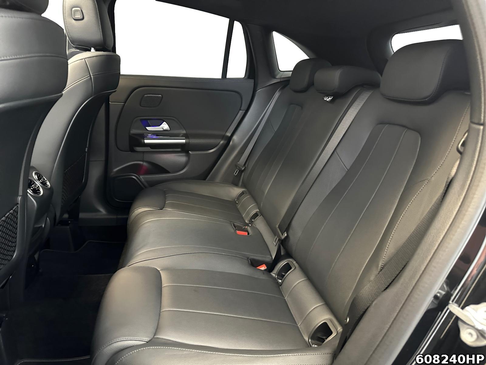 Fahrzeugabbildung Mercedes-Benz GLA 220 d Progressive AHK DISTRONIC Pano Memory