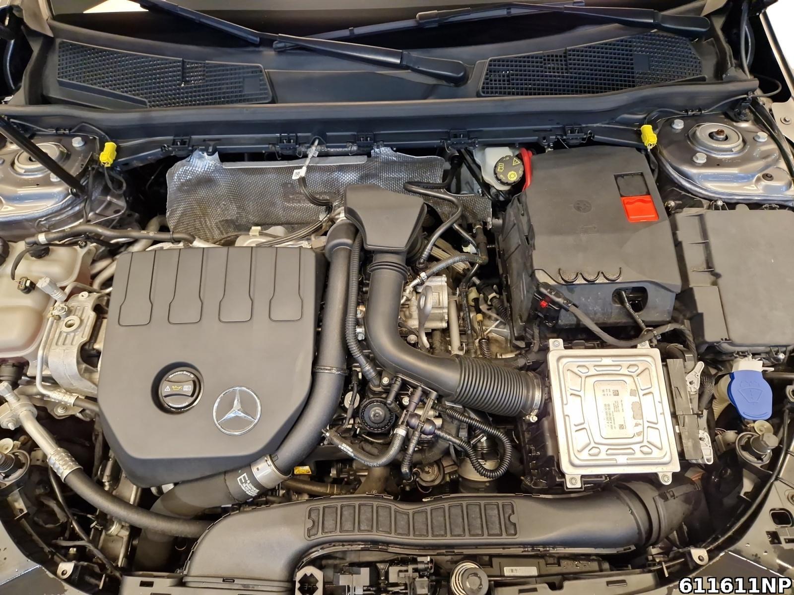 Fahrzeugabbildung Mercedes-Benz A 180 Progressive DAB+ CarPlay Android Agumentet