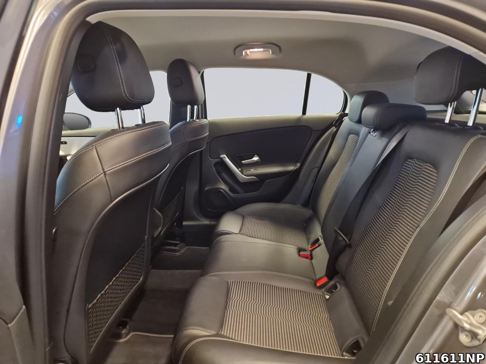 Fahrzeugabbildung Mercedes-Benz A 180 Progressive DAB+ CarPlay Android Agumentet